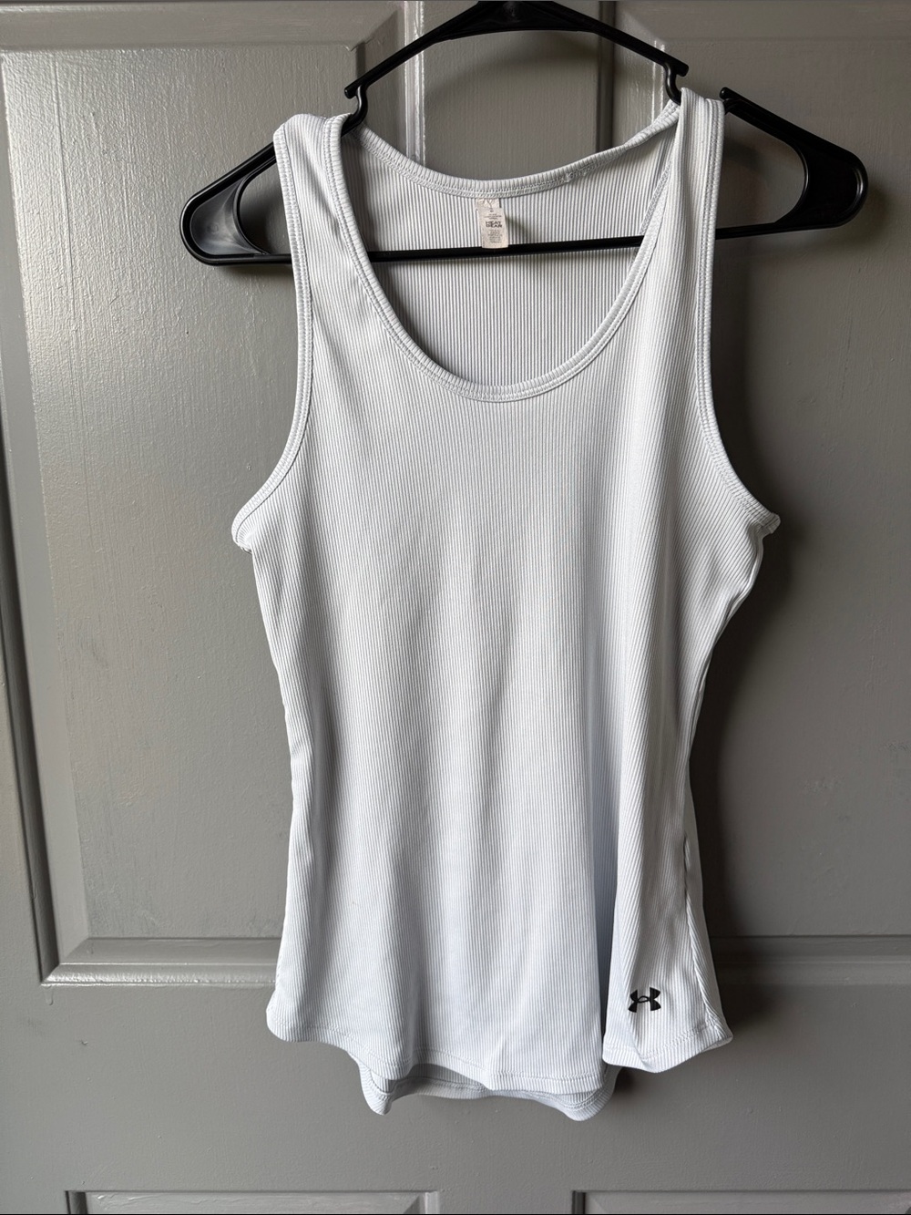 Under Armour light gray Ribbed Scoop Neck Tank